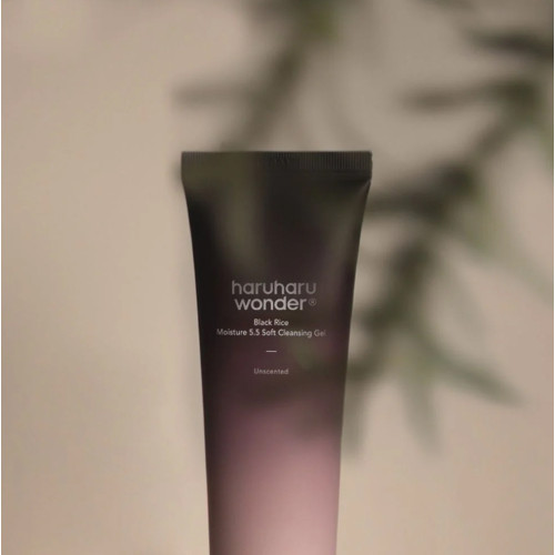Haruharu Wonder Black Rice Moisture 5.5 Soft Cleansing Gel 100ml