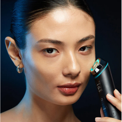 Medicube AGE-R Booster Pro Black